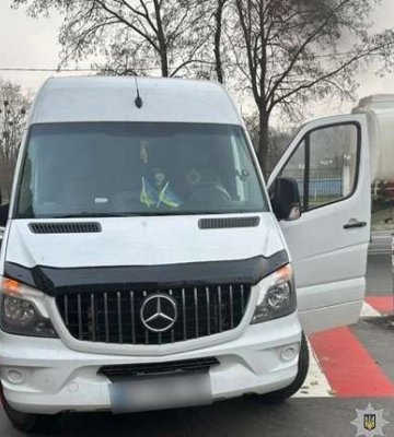 Збив пішохода біля Луцька: водій мікроавтобуса заплатить 850 гривень