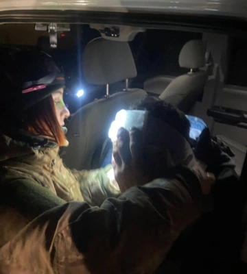 Прикордонники Одеського загону врятували пораненого ворожим дроном цивільного