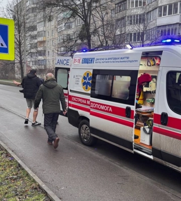 У Луцьку на переході авто наїхало на ногу дитині