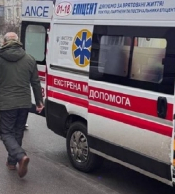 У Луцьку на переході авто наїхало на ногу дитині