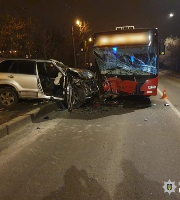 У Харкові сталася ДТП в якій постраждали шість людей. Встановлюються обставини події
