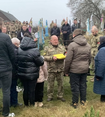 У Берестечківській громаді прощалися з полеглим Героєм Юрієм Сапіжуком
