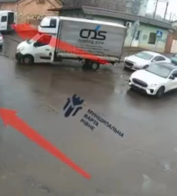 Мунварта показала, як порушують у Рівному водії (ВІДЕО)