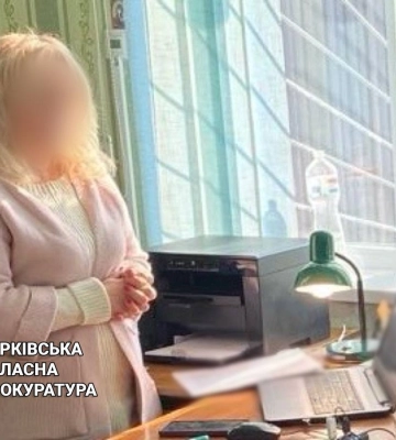 Госрегистраторов и жительницу Изюма будут судить за махинации с єВідновленням