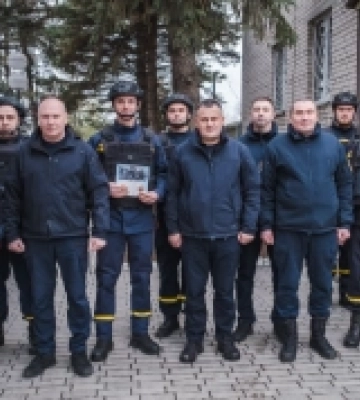 Волинському рятувальнику вручили високу державну нагороду «За оборону України»