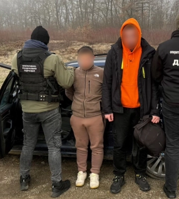 Прикарпатець заплатив 5 тисяч доларів аби незаконно перетнути кордон. ВІДЕО