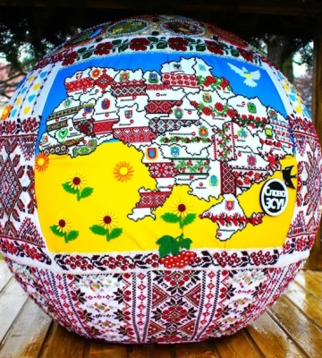 Найбільша різдвяна куля на Львівщині занесена до рекордів України