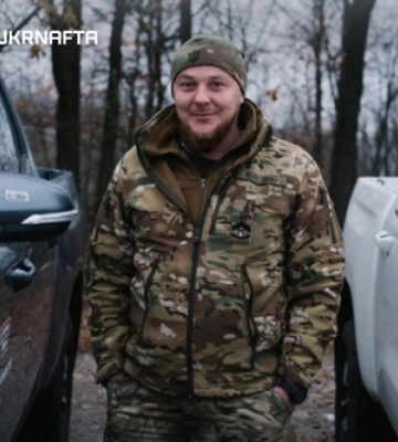 Фонд «Повернись живим» та Укрнафта подарували шість пікапів для волинської бригади 