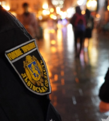 У новорічну ніч поліцейські Львівщини працюватимуть у посиленому режимі