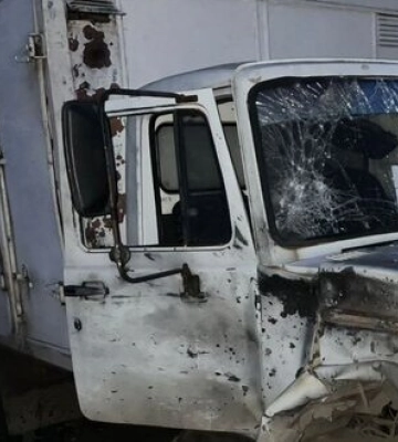 Майже 30 разів росіяни атакували Нікопольщину: поранено людину, пошкоджено підприємство, АЗС і транспортні засоби. ФОТОрепортаж