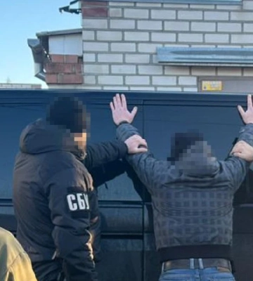СБУ та ДБР затримали ще одного охоронця російської катівні, яка діяла під час окупації Херсона