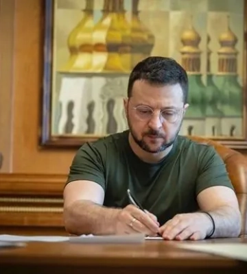 Зеленський звільнив керівників Київської та Полтавської ОВА