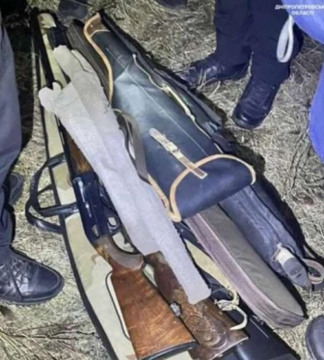 Полювали на диких кабанів: на Дніпропетровщині спіймали "на гарячому" 11 браконьєрів