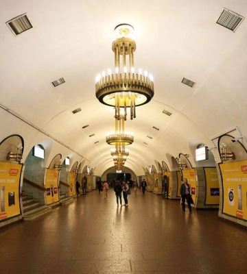 З'явилася інформація, скільком людям київський метрополітен надав укриття під час нічних повітряних тривог у 2024 році