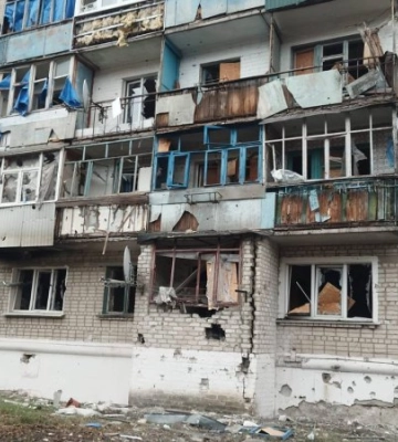 Доба на Харківщині: Загинула жінка, виникла пожежа після обстрілу РФ. ФОТОрепортаж