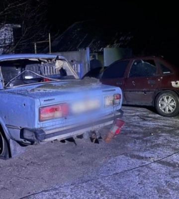 Пошкоджені будинки та автівки: армія РФ обстріляла прикордонну Семенівку на Чернігівщині