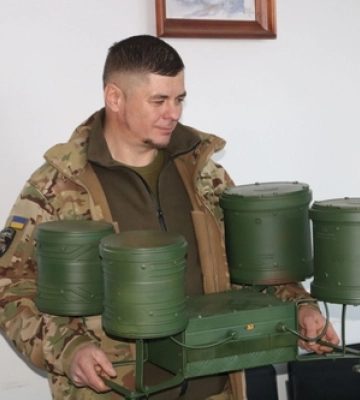 Жителі волинського Горохова  передали  РЕБ воїнові-земляку (Фото)