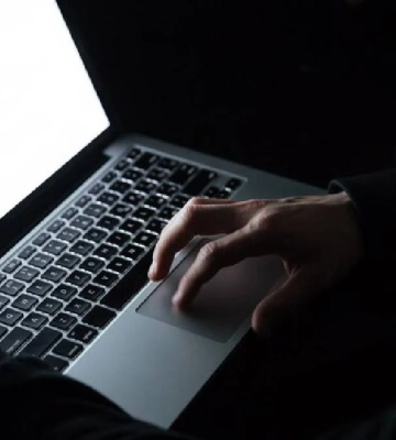 На Херсонщині через дії шахраїв четверо людей втратили понад 50 тисяч гривень