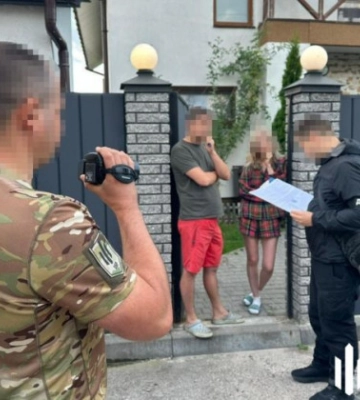 На Житомирщині судитимуть експодатківця, який отримав 700 тис грн зарплати нібито перебуваючи на фронті