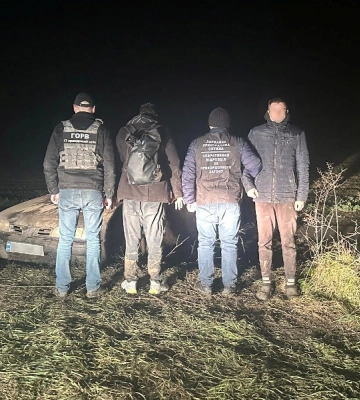 На Одещині прикордонники припинили канал незаконного переправлення осіб через державний кордон