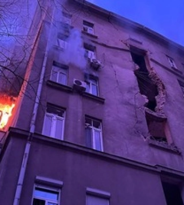 Спасатели показали последствия утренней атаки врага на Киев