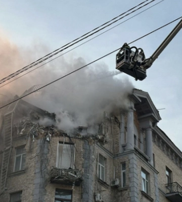 Головне за ніч та ранок середи, 1 січня: атака дронів на Київ та Київщину, понад 190 зіткнень, зупинка транзиту російського газу