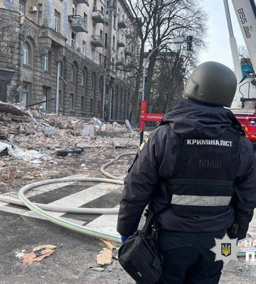 У столиці впали уламки безпілотників: що відомо про наслідки атаки