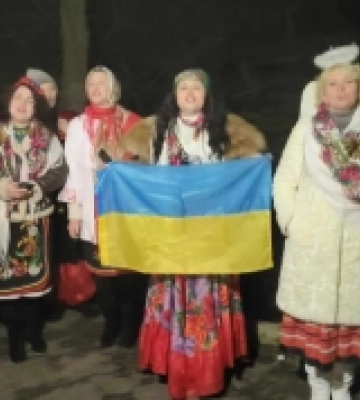 В Острозі лунає волонтерська коляда