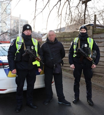 Поліція Чернігівщини затримала покидька, який публічно підтримав російську агресію під час хвилини мовчання за загиблими&amp;hellip;