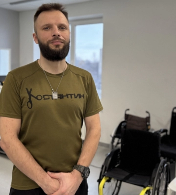 Бойовий медик з Чернівців проходить реабілітацію у львівському UNBROKEN