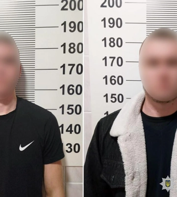 Поліцейські Старокостянтинова оперативно затримали двох викрадачів автомобіля