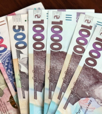 «Зимова підтримка»: українці торік отримали ₴3,9 мільярда на придбання теплого одягу