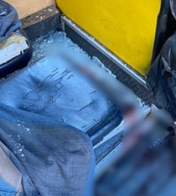 Росіяни у Корабельному районі Херсона атакували маршрутку, є поранені