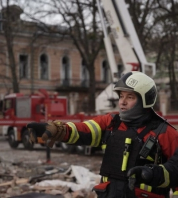 Унаслідок атаки росіян по Києву 1 січня постраждала будівля Спілки письменників України