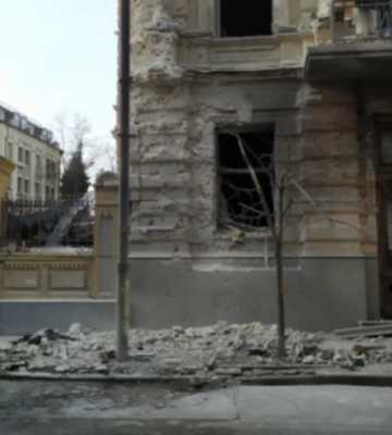 Унаслідок атаки росіян по Києву 1 січня постраждала будівля Спілки письменників України