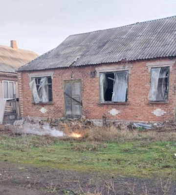 У ніч проти 2 січня війська РФ обстріляли Миколаївку Донецької області
