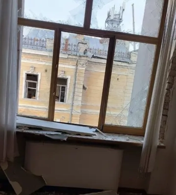 Атака на Київ: Стефанчук заявив про пошкодження адмінбудівель Верховної Ради