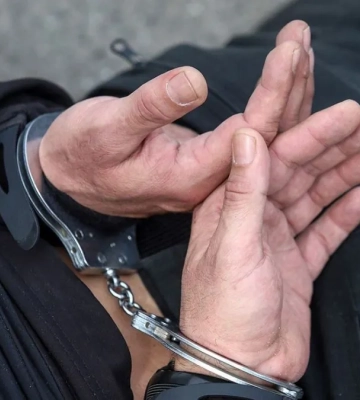 Две женщины из Винницкой области заплатили мошеннику более 1,2 миллиона гривен за покупку авто из США