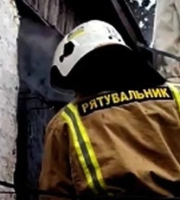 Россия нанесла авиаудар по жилым домам в Сумах