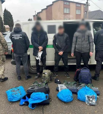 На Закарпатті замасковані в інкасаторів переправники ледь не вбили свого «клієнта»