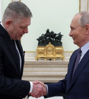 Маневры Фицо: о чем словацкий премьер договаривался с Путиным