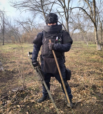 Одеські піротехніки розміновують деокуповані території 