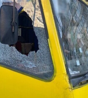 Росіяни вдарили з дрона по Херсону: поранено чоловіка