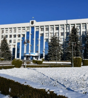 В Ровно эвакуировали работников ОГА из-за сообщения о минировании