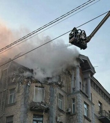 У Києві пролунали вибухи: ворожий БПЛА у напрямку столиці