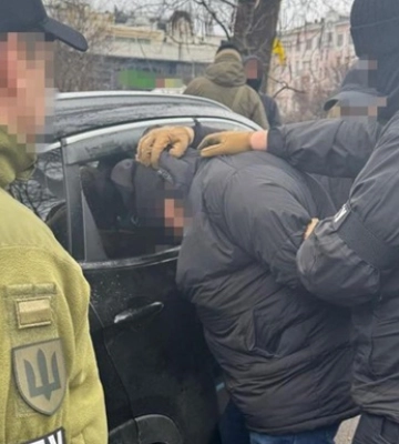Інспектора Центрального міжрегіонального управління ДПС затримано за хабар
