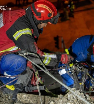У Печерському районі Києва завершили розбір завалів після російської атаки 1 січня