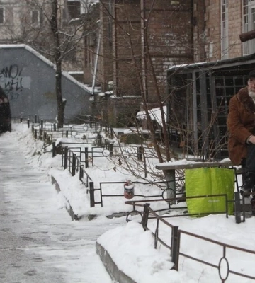 Невеликий сніг та ожеледиця: прогноз погоди на 4 січня