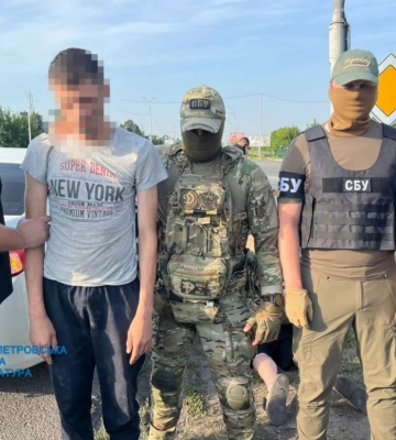 У Дніпрі в морзі викрадали SIM-картки та телефони загиблих військових і зняли понад 1,5 млн гривень
