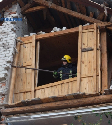 Кількість поранених внаслідок потрійного ракетного удару по околиці Чернігова зросла до 7, один з них в лікарні
